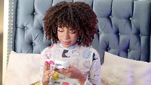 Stellaciel  online show from 19, 11, 2025