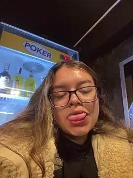 Aphrill online show from 16, 10, 2025