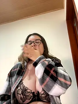 Aphrill online show from 10, 10, 2025