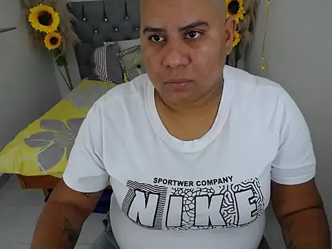 hotlesby valery online show from 24, 10, 2025