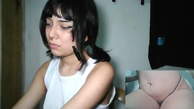 Snapshot of Valentina_Bailecito chatting on 13, 11, 2025 Valentina Bailecito online show from 13, 11, 2025