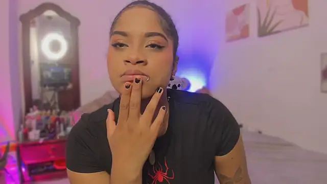 camilafoox7 online show from 13, 10, 2025