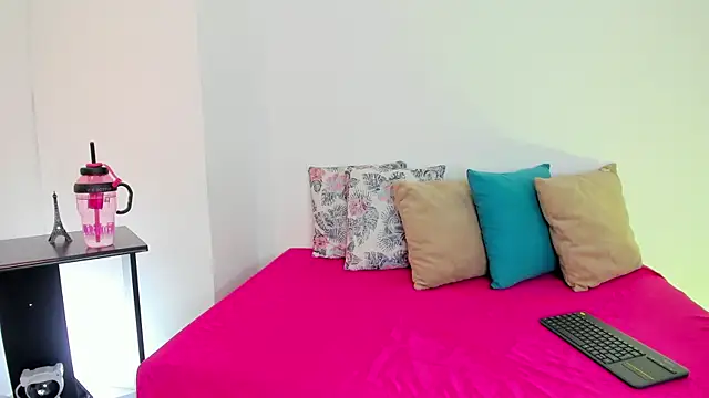 SaraGuzmann online show from 20, 3, 2026