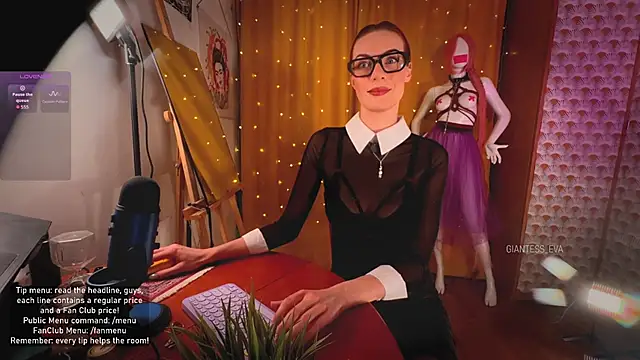 Giantess Eva online show from 27, 3, 2026