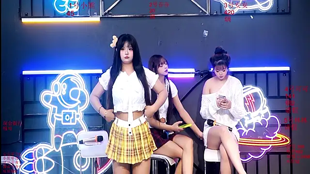 Shinygirls 777 online show from 29, 9, 2025