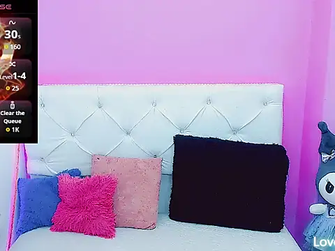 x daniiela x online show from 31, 10, 2025