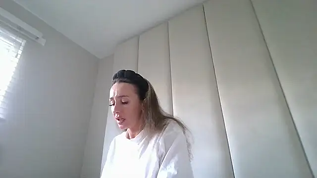 Snapshot of Scotishminx25 chatting on 9, 10, 2025 Scotishminx25 online show from 9, 10, 2025