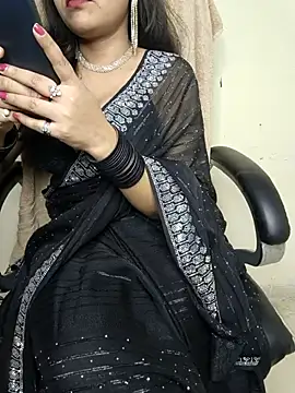 Hey Jully online show from 4, 11, 2025