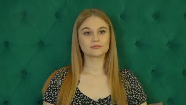 Snapshot of AriaWell chatting on 1, 12, 2025 AriaWell online show from 1, 12, 2025