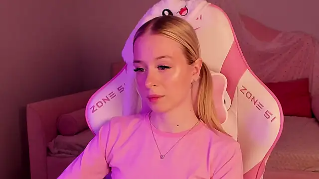 MiaGraces online show from 18, 11, 2025