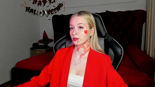 MiaGraces online show from 31, 10, 2025