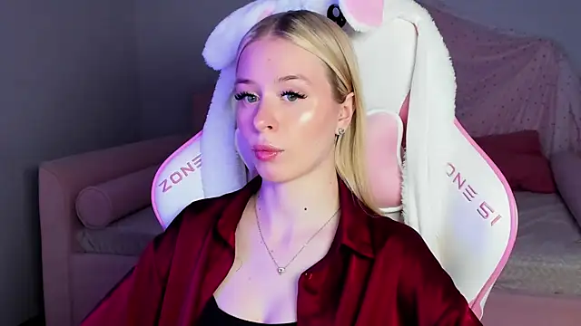 MiaGraces online show from 14, 11, 2025