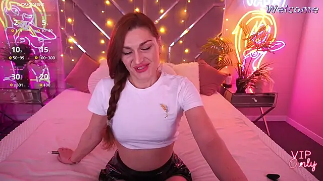 EllaGoldenn online show from 1, 3, 2026