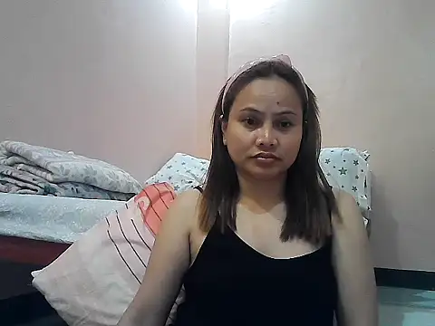 Snapshot of Amarrahlyn chatting on 6, 6, 2026 Amarrahlyn online show from 6, 6, 2026