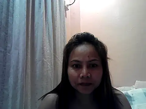 Snapshot of Amarrahlyn chatting on 27, 4, 2026 Amarrahlyn online show from 27, 4, 2026