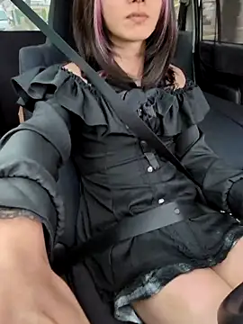 Snapshot of takusaki223 chatting on 21, 10, 2025 takusaki223 online show from 21, 10, 2025