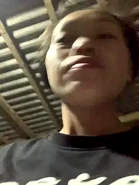 Snapshot of Halyy_xx chatting on 3, 11, 2025 Halyy xx online show from 3, 11, 2025