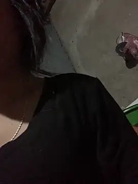 Snapshot of Halyy_xx chatting on 17, 2, 2026 Halyy xx online show from 17, 2, 2026