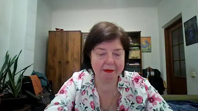 Violet Pulse online show from 2, 3, 2026