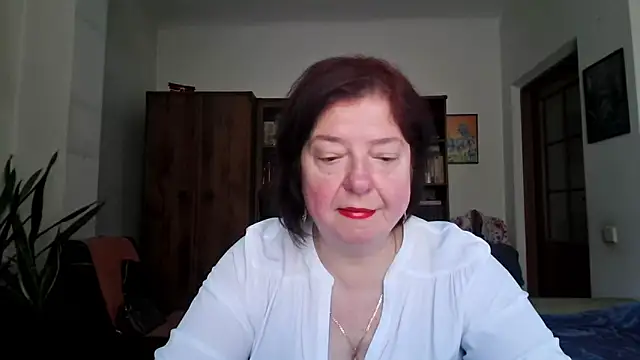 Violet Pulse online show from 4, 5, 2026