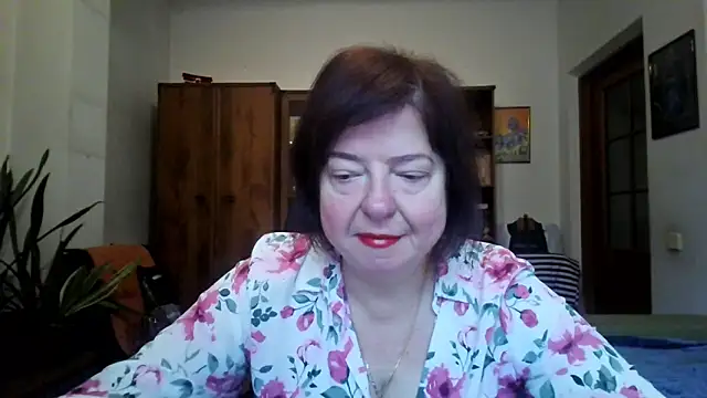 Violet Pulse online show from 9, 1, 2026