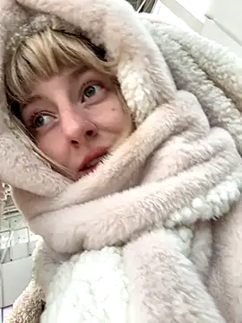 RonnieKiss online show from 4, 11, 2025