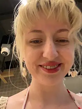 RonnieKiss online show from 16, 11, 2025