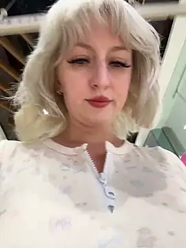 RonnieKiss online show from 2, 4, 2026