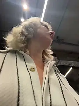 RonnieKiss online show from 28, 3, 2026