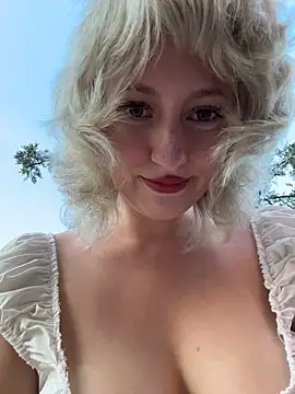 RonnieKiss online show from 31, 3, 2026