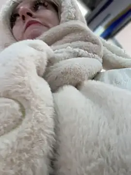 RonnieKiss online show from 11, 4, 2026