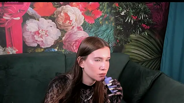 babyy gloria online show from 19, 10, 2025