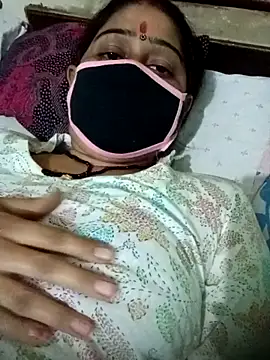 Snapshot of Cute-Charvii chatting on 30, 10, 2025 Cute-Charvii online show from 30, 10, 2025