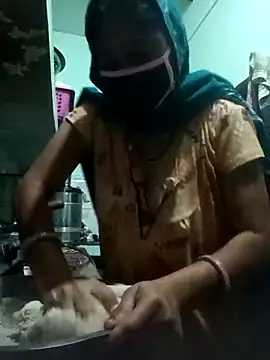 Cute-Charvii online show from 23, 2, 2026