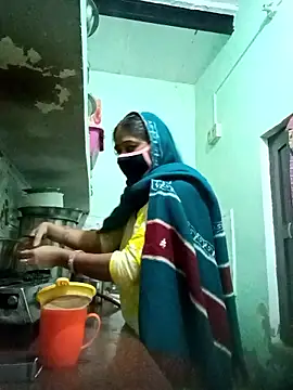 Cute-Charvii online show from 9, 1, 2026