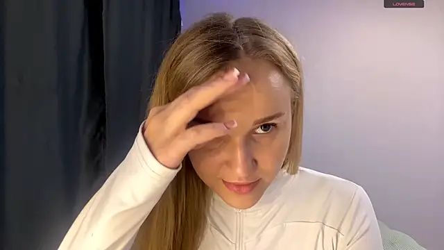 TanekaBoitel online show from 16, 10, 2025