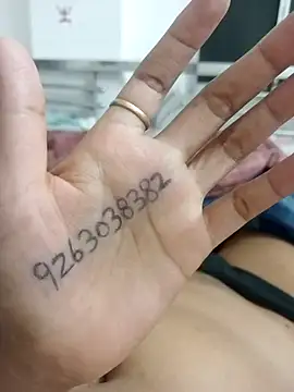 JassiKumari02 online show from 19, 6, 2026