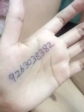 JassiKumari02 online show from 6, 11, 2025