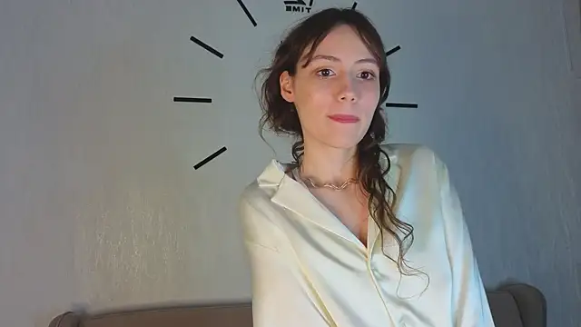 DelilahConsalvo online show from 19, 9, 2025
