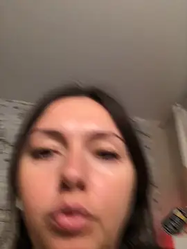 Love1s   online show from 23, 9, 2025