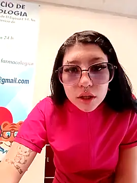 Snapshot of CAROLINA_17- chatting on 21, 10, 2025 CAROLINA 17- online show from 21, 10, 2025