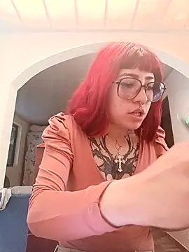 Snapshot of CAROLINA_17- chatting on 24, 9, 2025 CAROLINA 17- online show from 24, 9, 2025