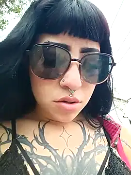 Snapshot of CAROLINA_17- chatting on 16, 10, 2025 CAROLINA 17- online show from 16, 10, 2025