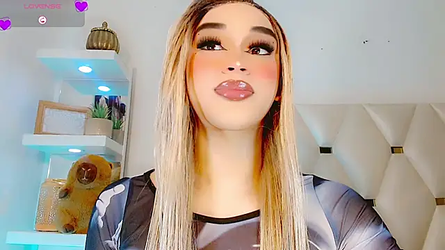  IsabellaRousse online show from 1, 2, 2026