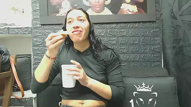 Lil Rose2006 online show from 14, 1, 2026