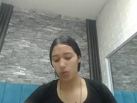 Lil Rose2006 online show from 16, 10, 2025