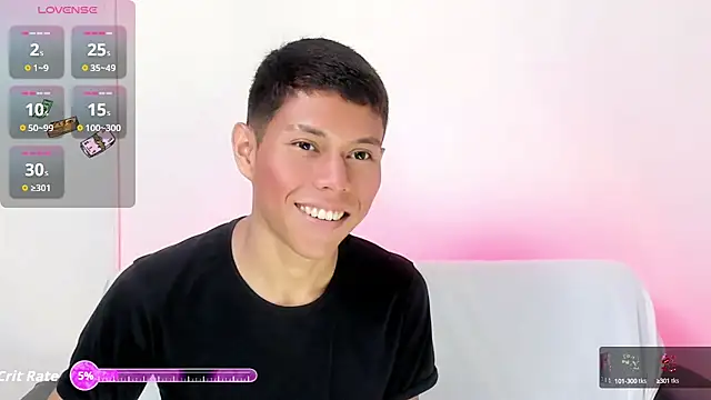 Snapshot of Little_liam chatting on 8, 10, 2025 Little liam online show from 8, 10, 2025