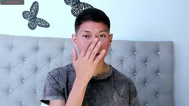 Snapshot of Little_liam chatting on 14, 10, 2025 Little liam online show from 14, 10, 2025