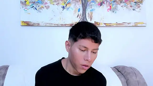 Snapshot of Little_liam chatting on 13, 11, 2025 Little liam online show from 13, 11, 2025