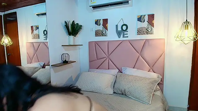 Scarlett somi online show from 24, 9, 2025